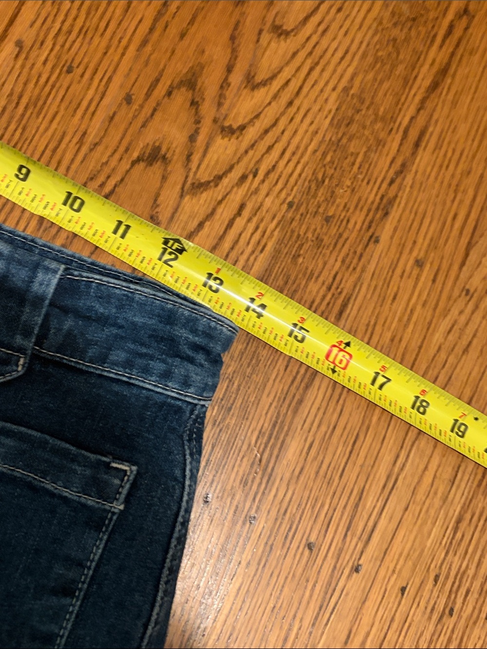 Frame Jeans - Picture 3 of 7